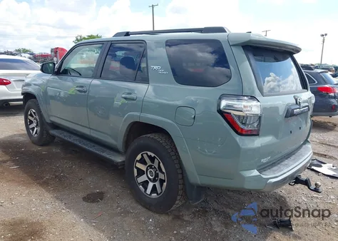 2023 Toyota 4Runner Trd Off Road Premium из США, поврежденный, VIN JTERU5JR7P6121018